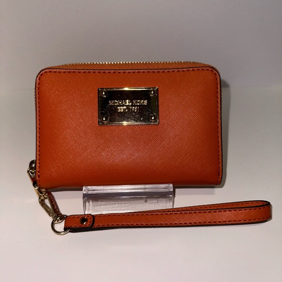 Michael Kors EUC Orange Saffiano Leather Jet Set Wallet with Wrist Strap - Picture 3 of 15